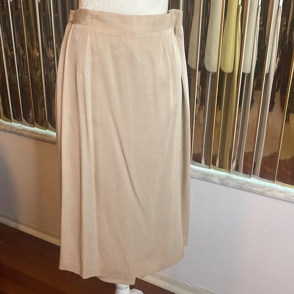2-pc Beige T.N.B. New York Skirt Suit